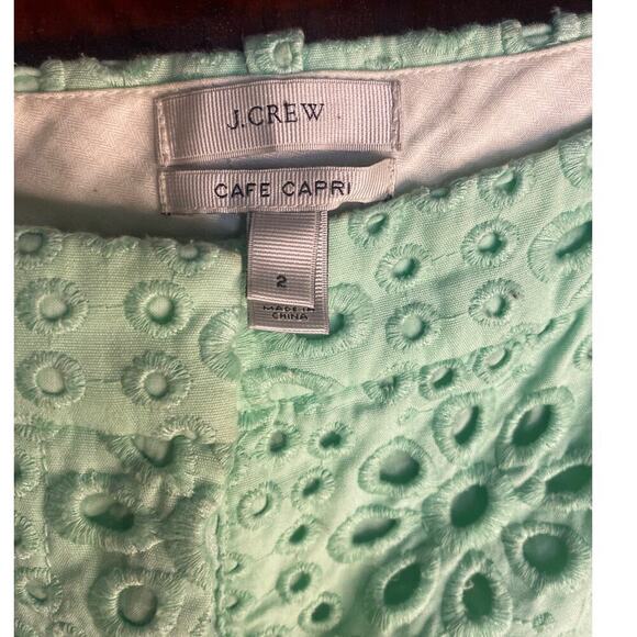 NWOT Eyelet J.Crew Mint Seersucker Pinwheel Cafe Capri Pants 2 - Picture 3 of 9